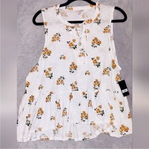 NWT Lucky Brand swingy floral tank